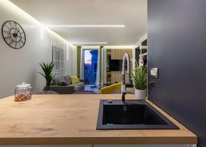 Appartement Downtown Marcius Luxury With Jacuzzi & Sauna Zadar