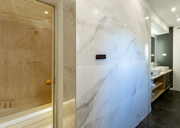Appartement Downtown Marcius Luxury With Jacuzzi & Sauna Zadar