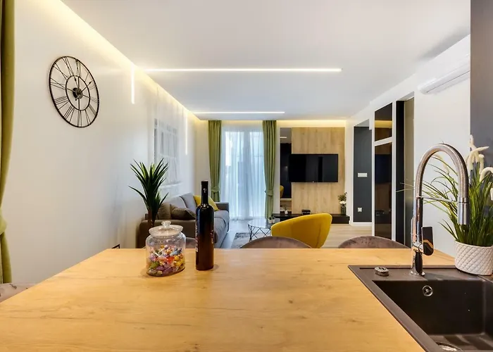 Downtown Marcius Luxury With Jacuzzi & Sauna * Zadar